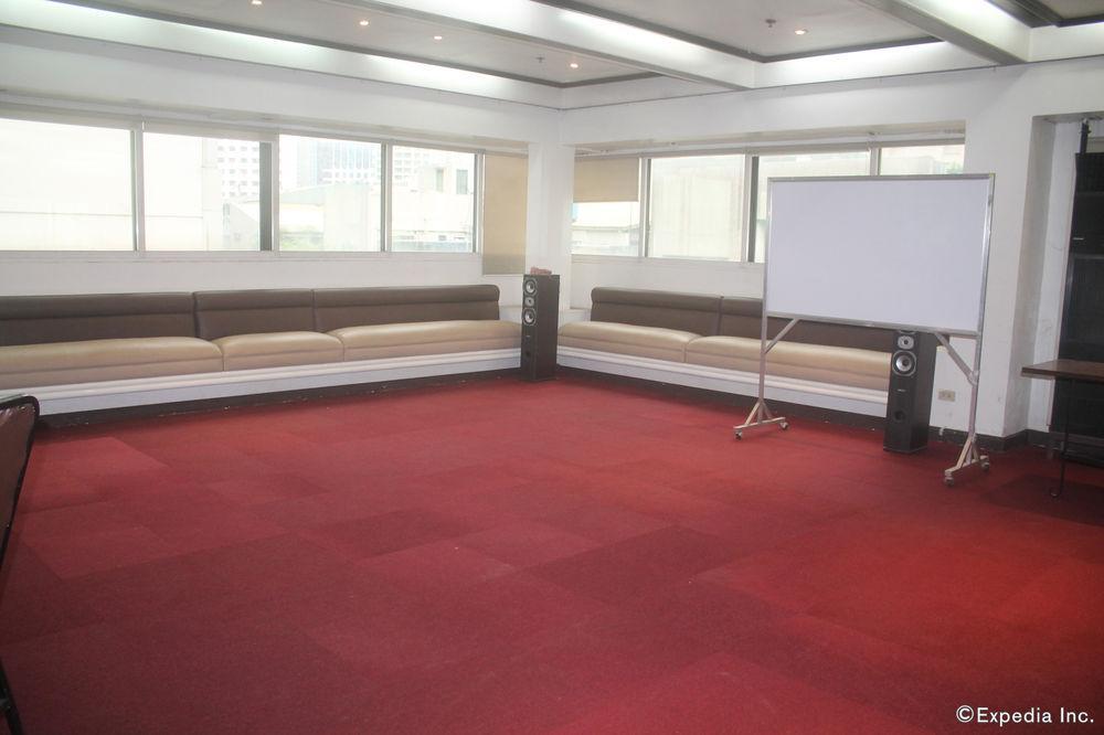 The Charter House Hotell Makati City Exteriör bild