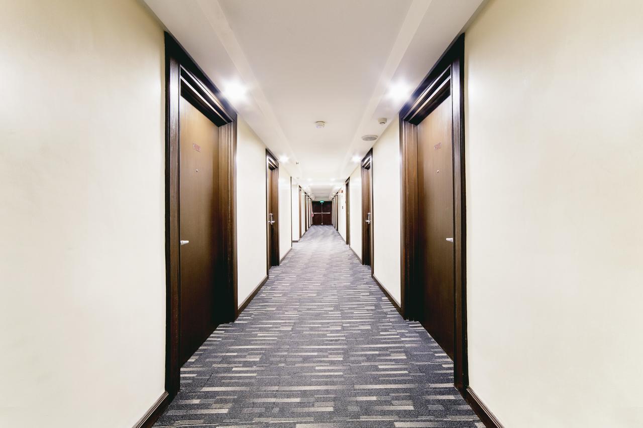 The Charter House Hotell Makati City Exteriör bild